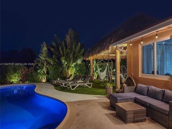 4420 NE 15th Ave, Oakland Park FL 33334