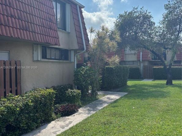 8353 Trent Ct A, Boca Raton FL 33433
