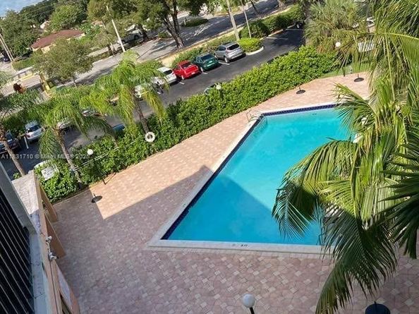 2160 SW 16th Ave 421, Miami FL 33145