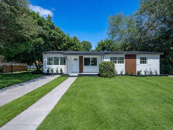 2971 NW 171st Ter, Miami Gardens FL 33056