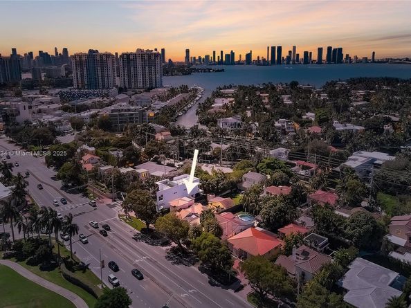 2024 Alton Rd, Miami Beach FL 33140