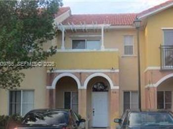 906 N Santa Catalina Cir