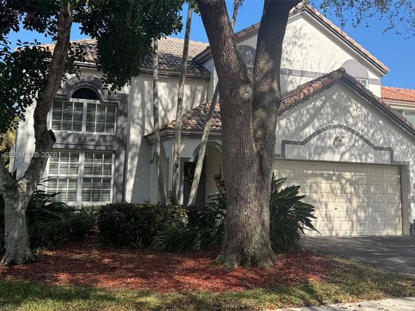 2932 Oak Park Cir, Davie FL 33328