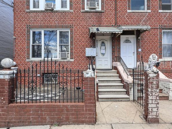 2131 Bruckner Blvd Boulevard, Bronx NY 10472