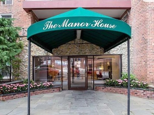 24120 Northern Boulevard 4C, Douglaston NY 11362