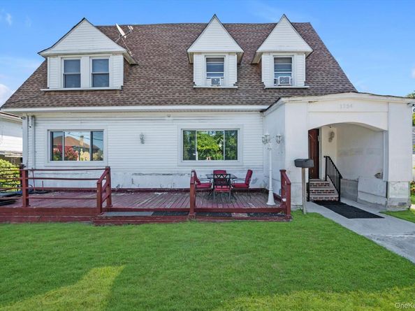 1134 Bay 27th Street, Far Rockaway NY 11691