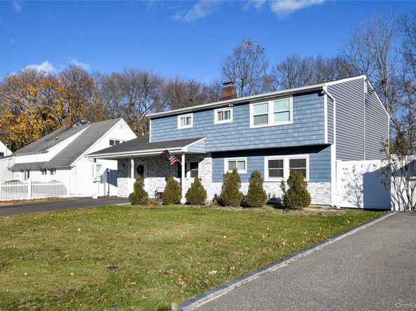 181 Friends Lane, Westbury NY 11590