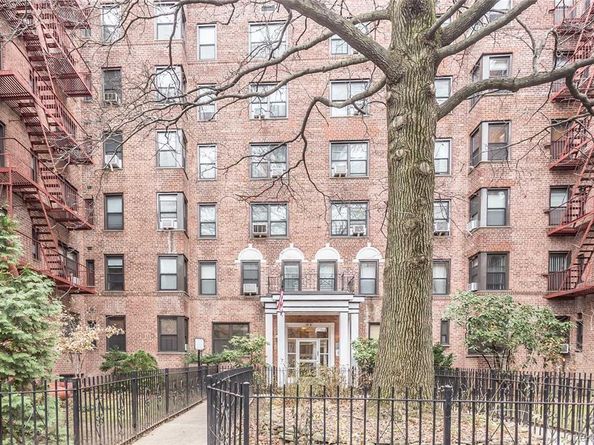 87-10 34 Avenue 4, Jackson Heights NY 11372