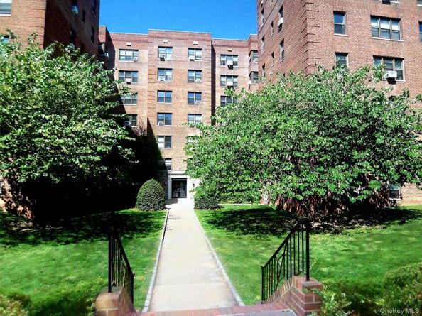 485 E Lincoln Avenue 105, Mount Vernon NY 10552