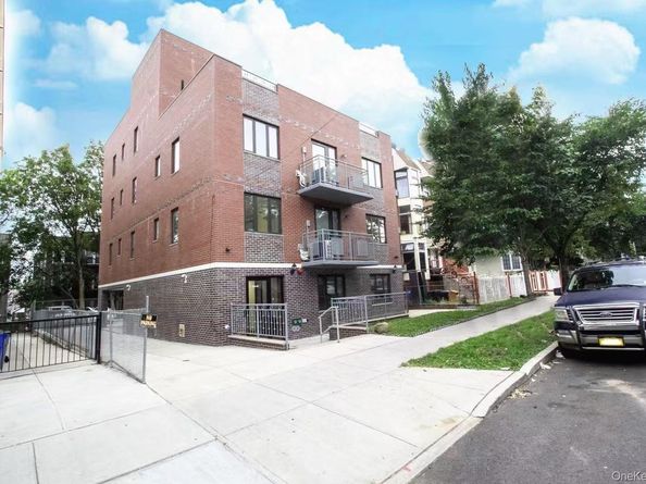 108-38 41st Avenue 4A, Corona NY 11368