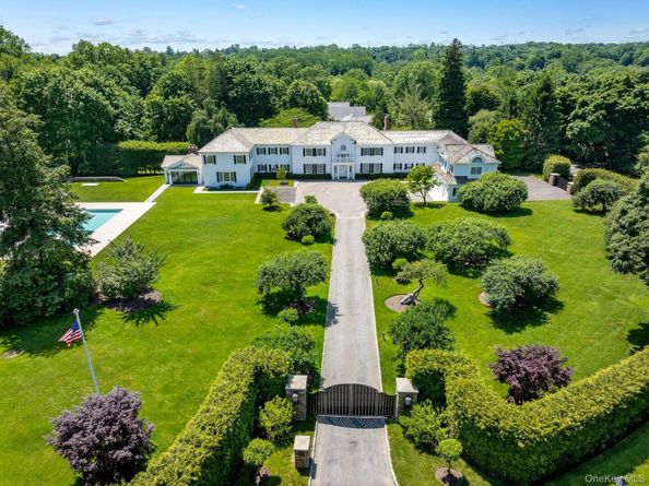 6 Stoneleigh Manor Lane, Purchase NY 10577