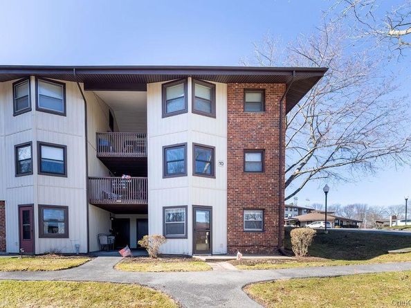 10 Regents Place D, Yorktown Heights NY 10598