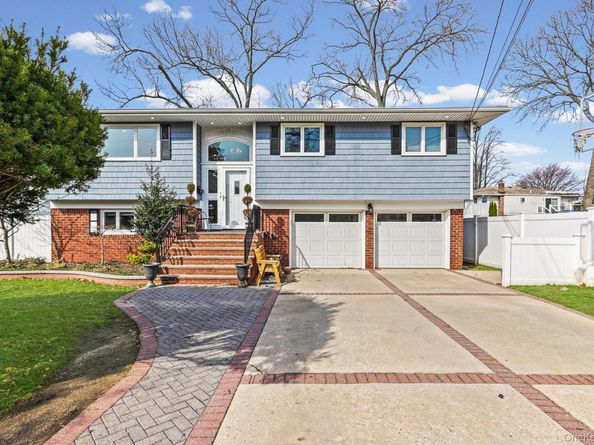 978 Little Whalneck Road, North Merrick NY 11566