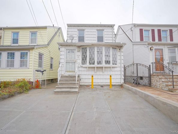 90-15 207th Street, Queens Village NY 11428