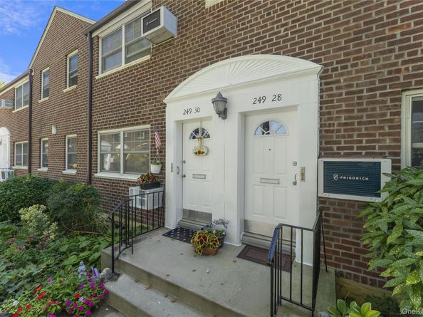 249-30 63rd Avenue 41275, Little Neck NY 11362