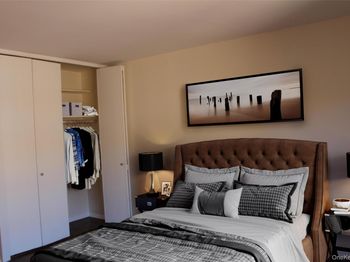 100 E Hartsdale Avenue