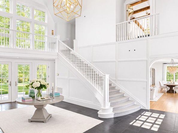 123 Abrahams Path, East Hampton NY 11937