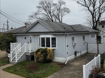 17 Litchfield Avenue
