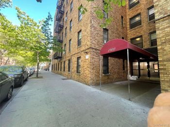 1922 McGraw Avenue