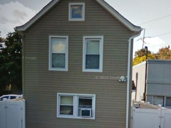 12 Max Avenue, Hicksville NY 11801