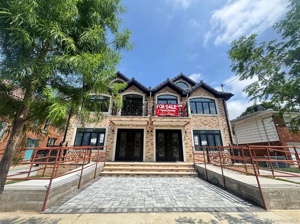 71-37 166 Street, Fresh Meadows NY 11354