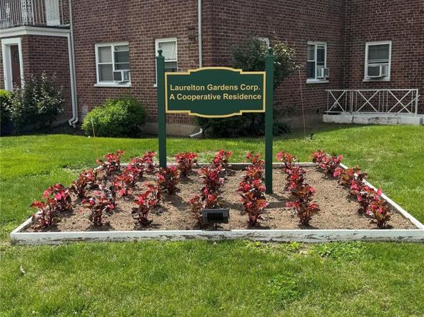 233-06 131 Street 1, Rosedale NY 11412