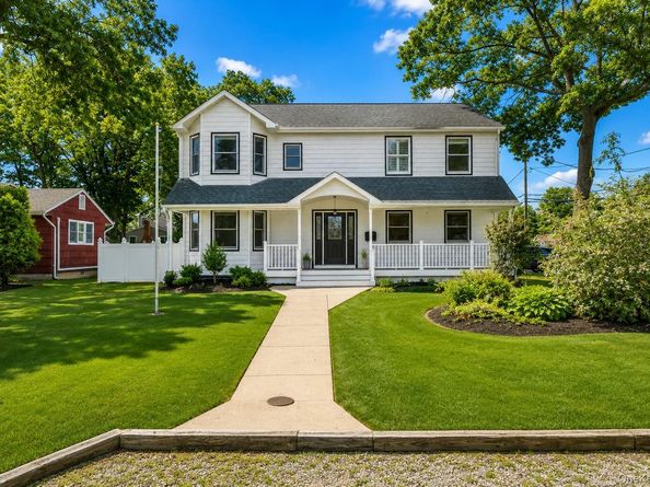 55 Yuma Lane, East Islip NY 11730