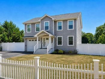 15 Comet Place