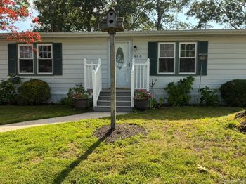 1661 Old Country Road Road