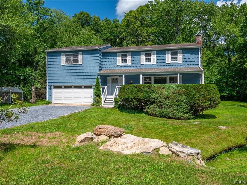 9 Laurel Road, South Salem NY 10590