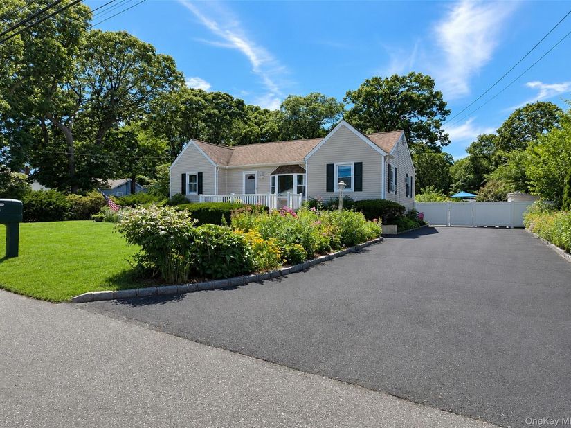 102 Magnolia Drive, Selden NY 11784