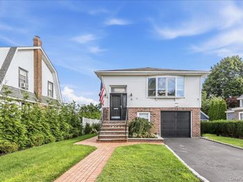 16 Netz Place