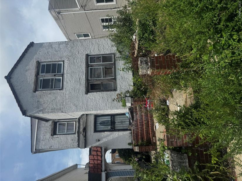 13838 233rd Street, Rosedale NY 11422