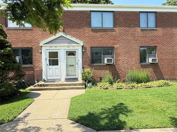 216-37 68th Avenue A, Oakland Gardens NY 11364
