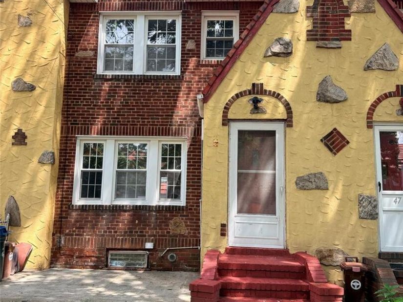 4709 188th Street, Flushing NY 11358