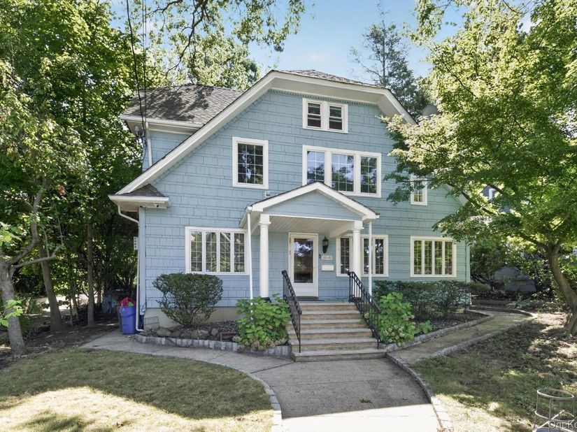 24640 Alameda Avenue, Little Neck NY 11362