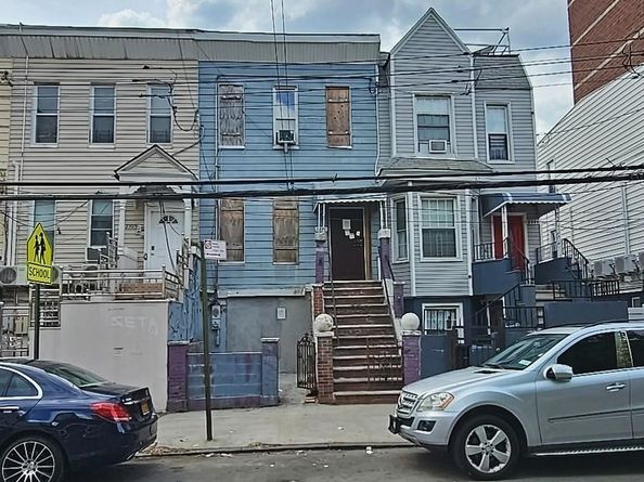 2307 Cambreleng Avenue, Bronx NY 10458