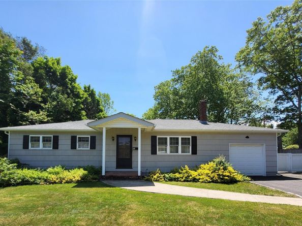 46 Southaven Avenue, Medford NY 11763