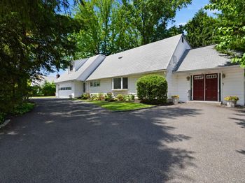 2 Bell Place