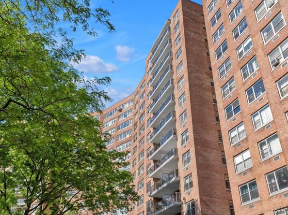 61-20 Grand Central Parkway A208, Forest Hills NY 11375