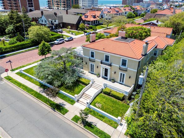 159 Magnolia Boulevard, Long Beach NY 11561