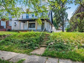 484 E 5th Street