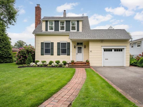63 Cedar Road, Westbury NY 11590