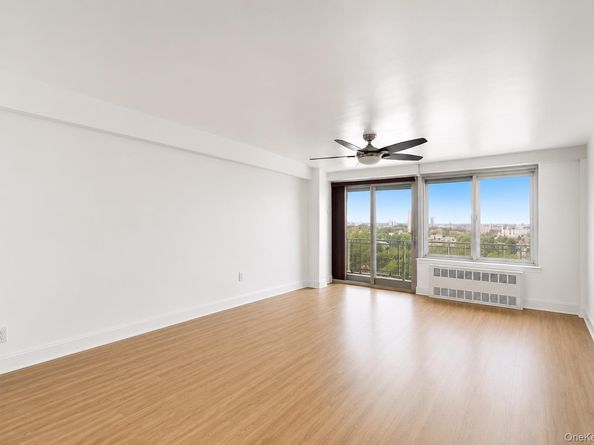 880 Boynton Avenue 13A, Bronx NY 10473