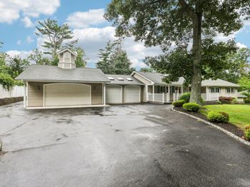 6 Winfield Drive
