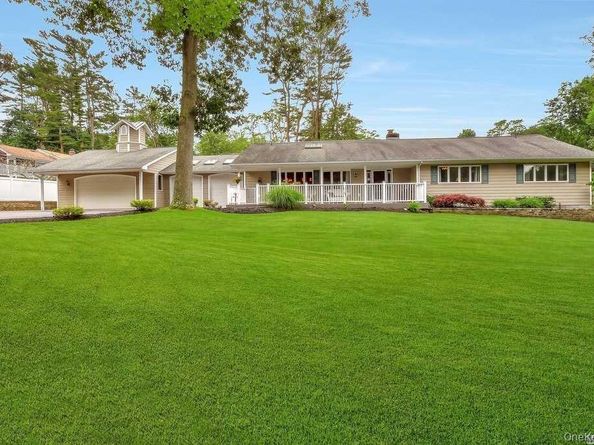 6 Winfield Drive, Sound Beach NY 11789