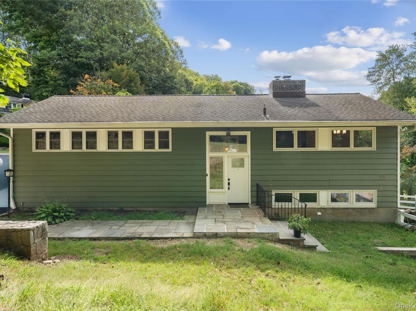 94 Todd Lane, Briarcliff Manor NY 10510