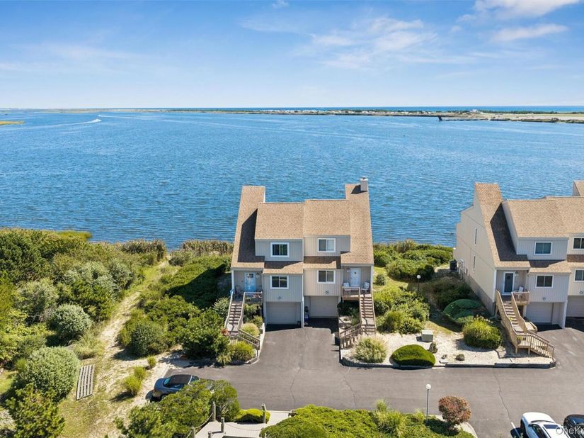 14 Waters Edge, Shirley NY 11967