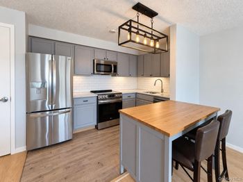 260 Beach 81st Street