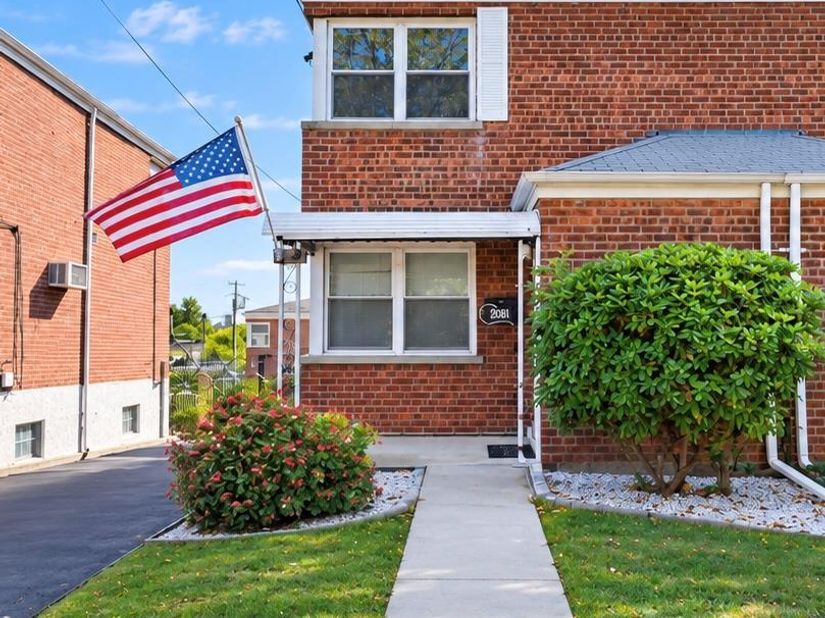 208 First Street, Yonkers NY 10704